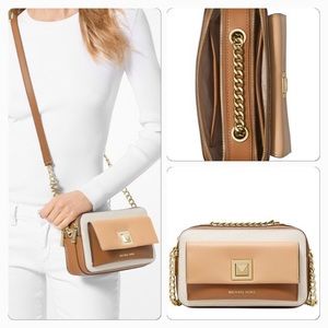 Michael Kors Sylvia Tricolor bag